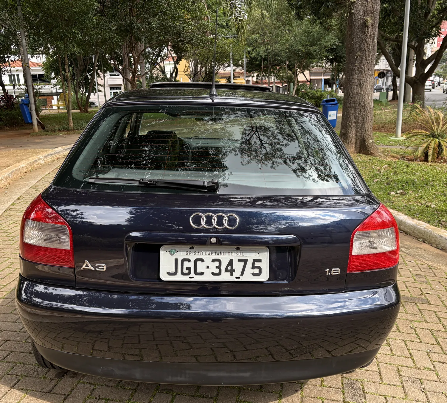 avv-audi-a3-venda-984330a-imagem-003