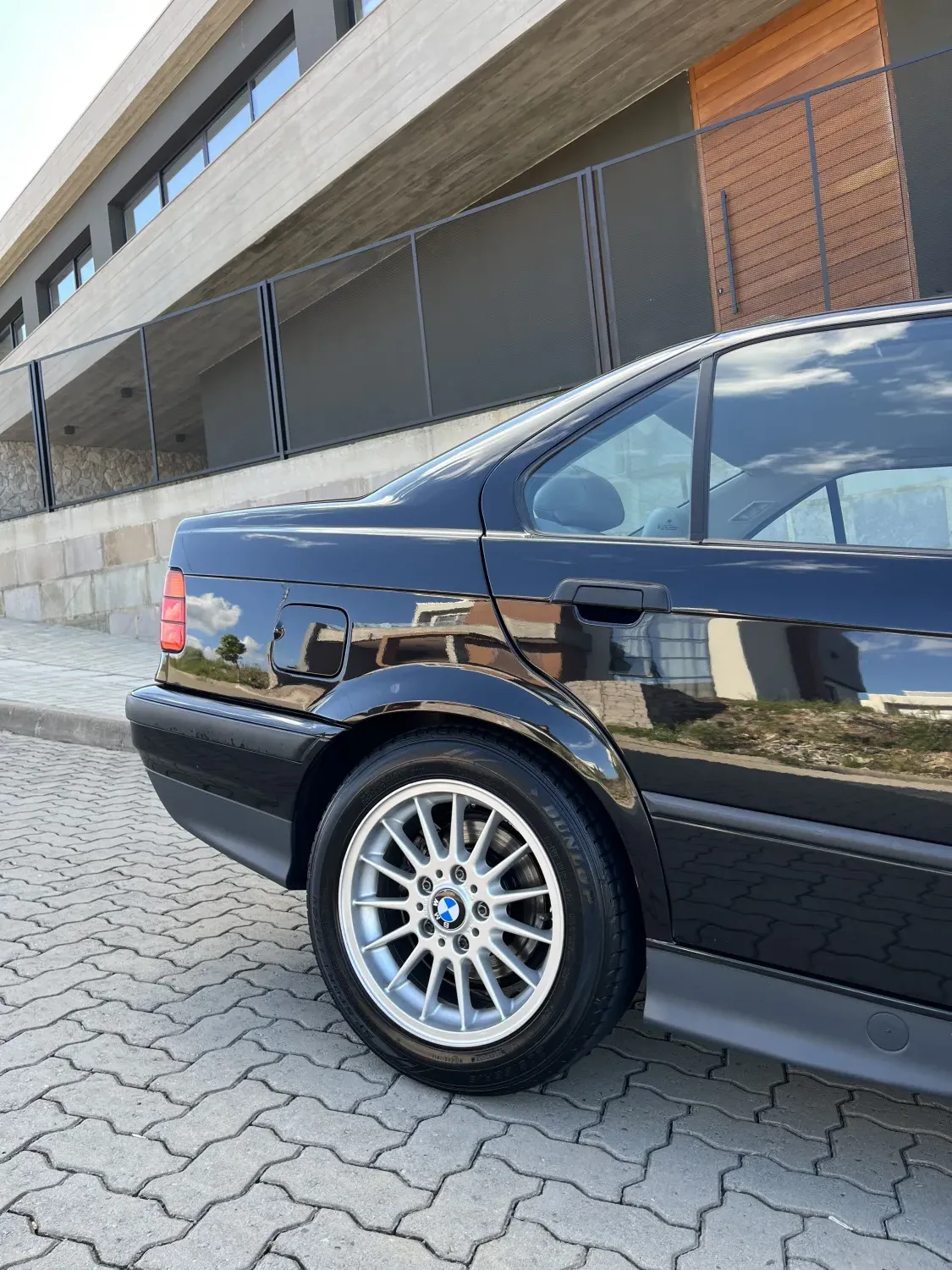 avv-bmw-318is-venda-4608af1-imagem-014