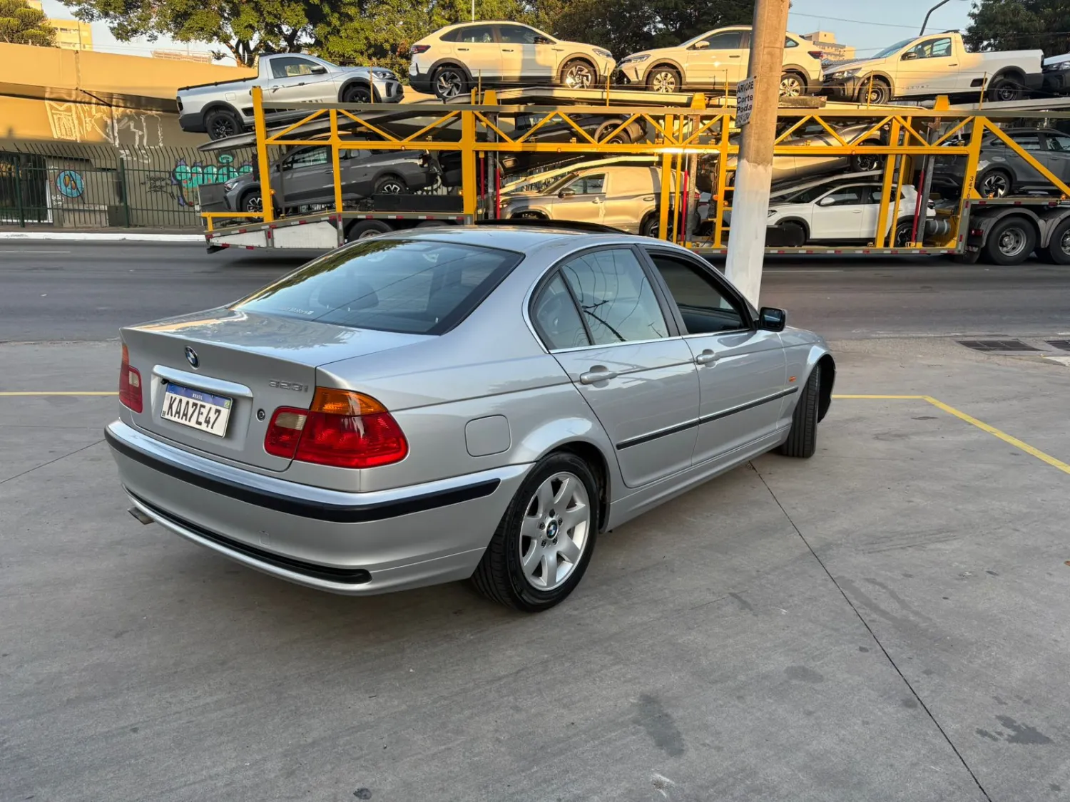 avv-bmw-323ivenda-6us9lg3-imagem-010