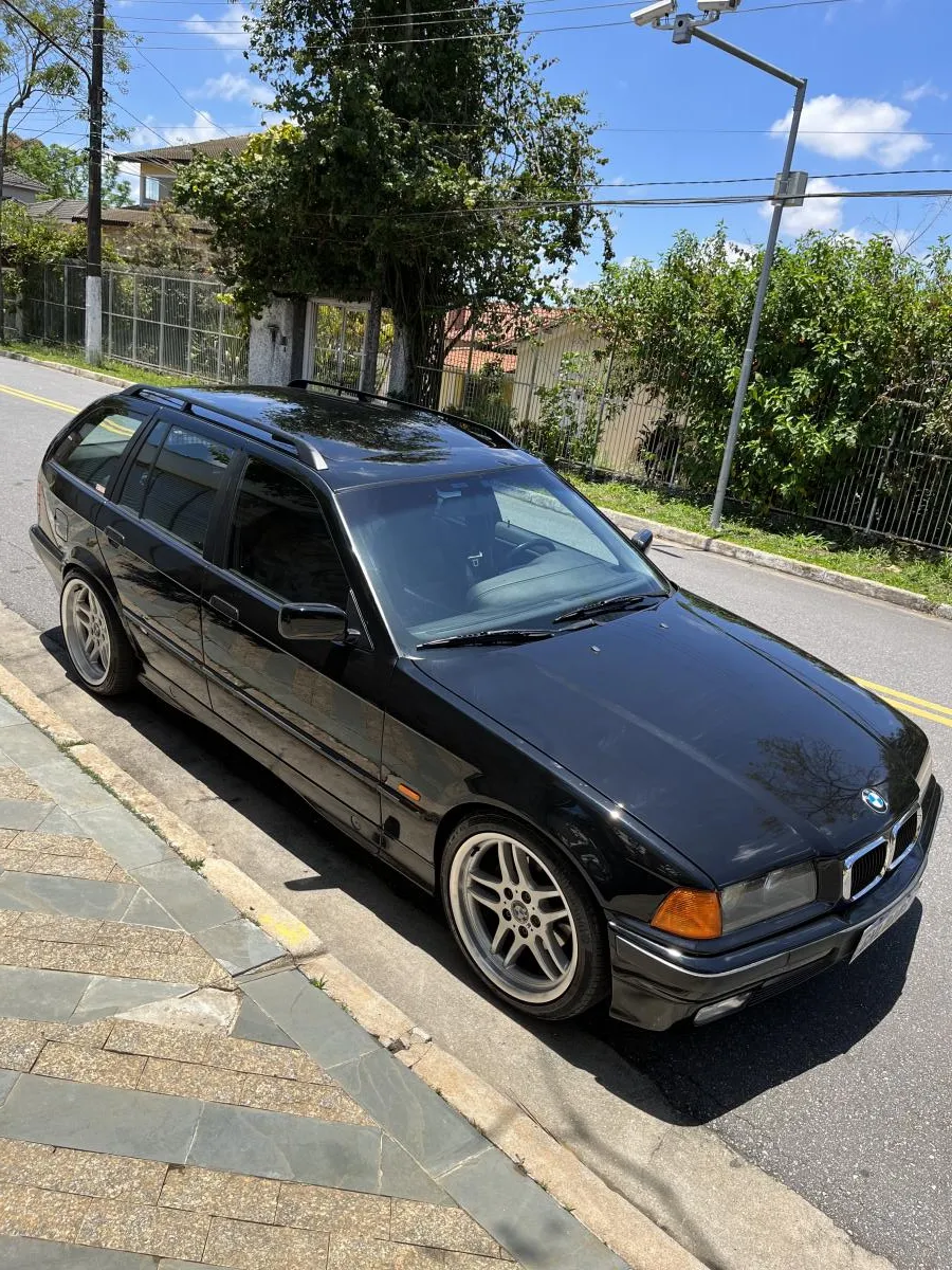 avv-bmw-328i-touring-mec-venda-es4gdut-imagem-013