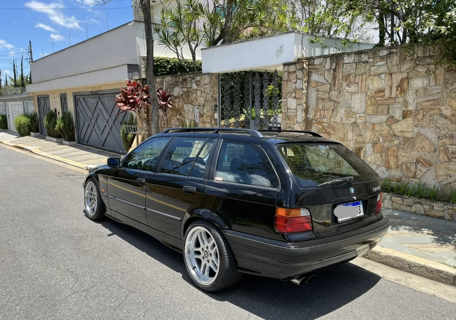 avv-bmw-328i-touring-mec-venda-es4gdut-imagem-028