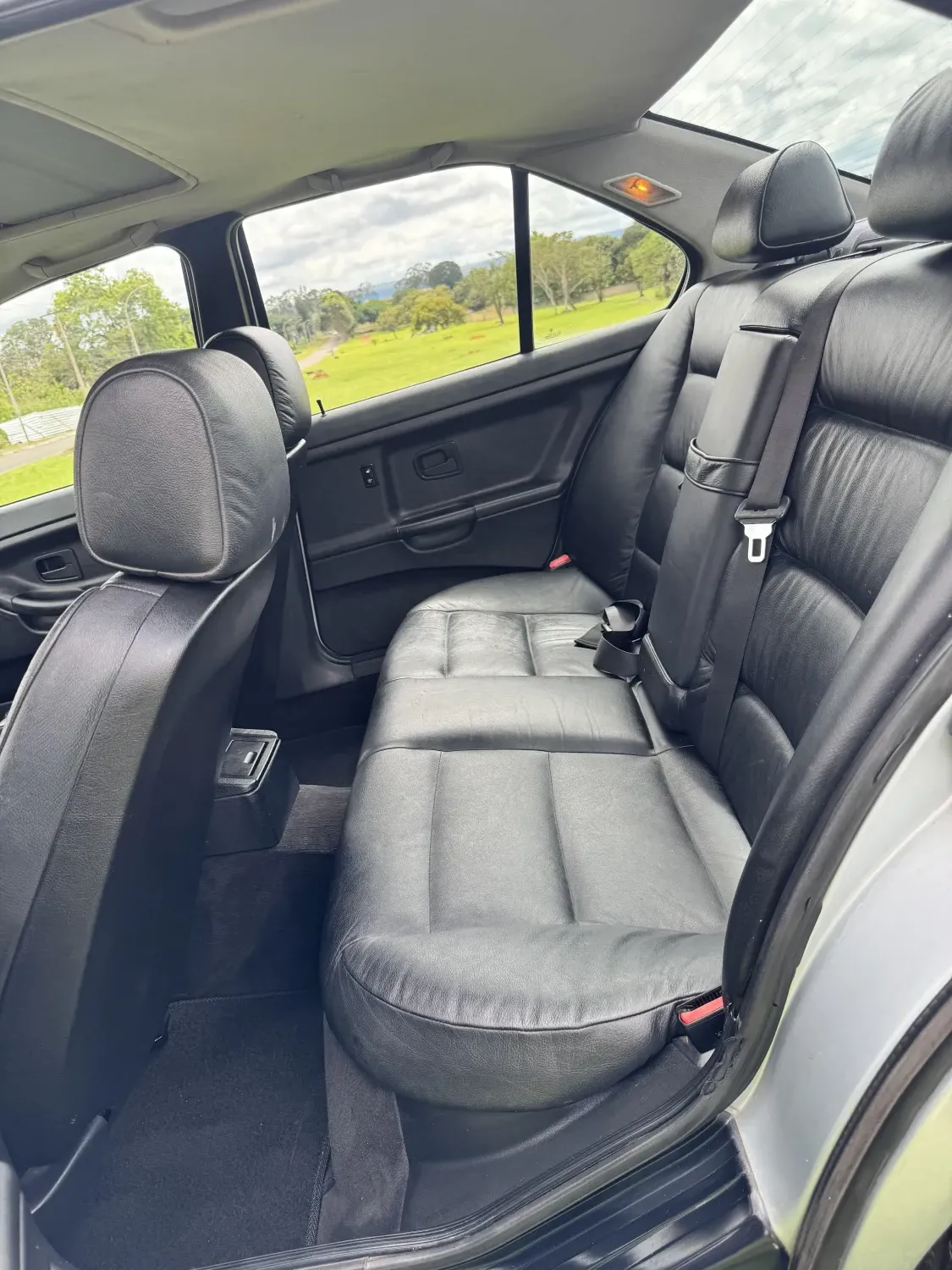 avv-bmw-328i-venda-e3c2c81-imagem-017