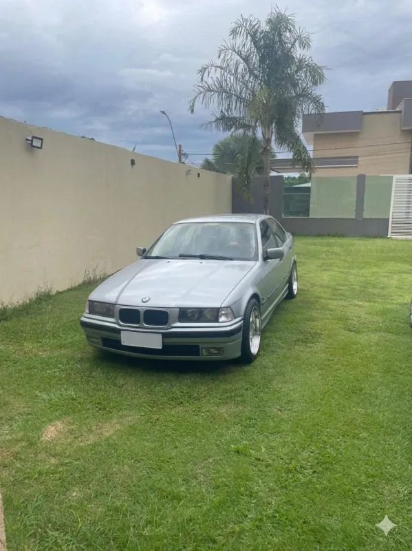 avv-bmw-328i-venda-e3c2c81-imagem-021