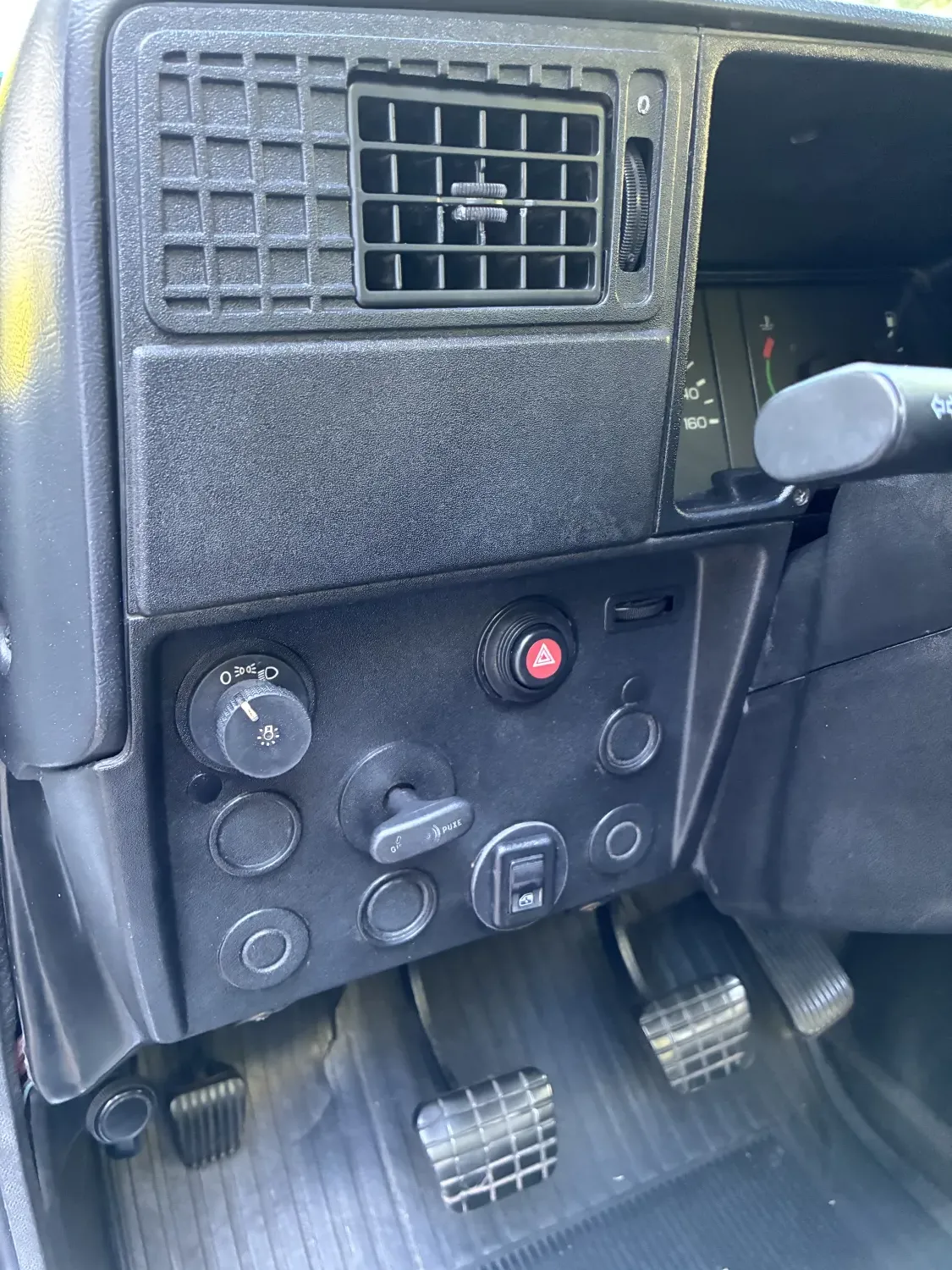 avv-chevrolet-d20-venda-9882636-imagem-009