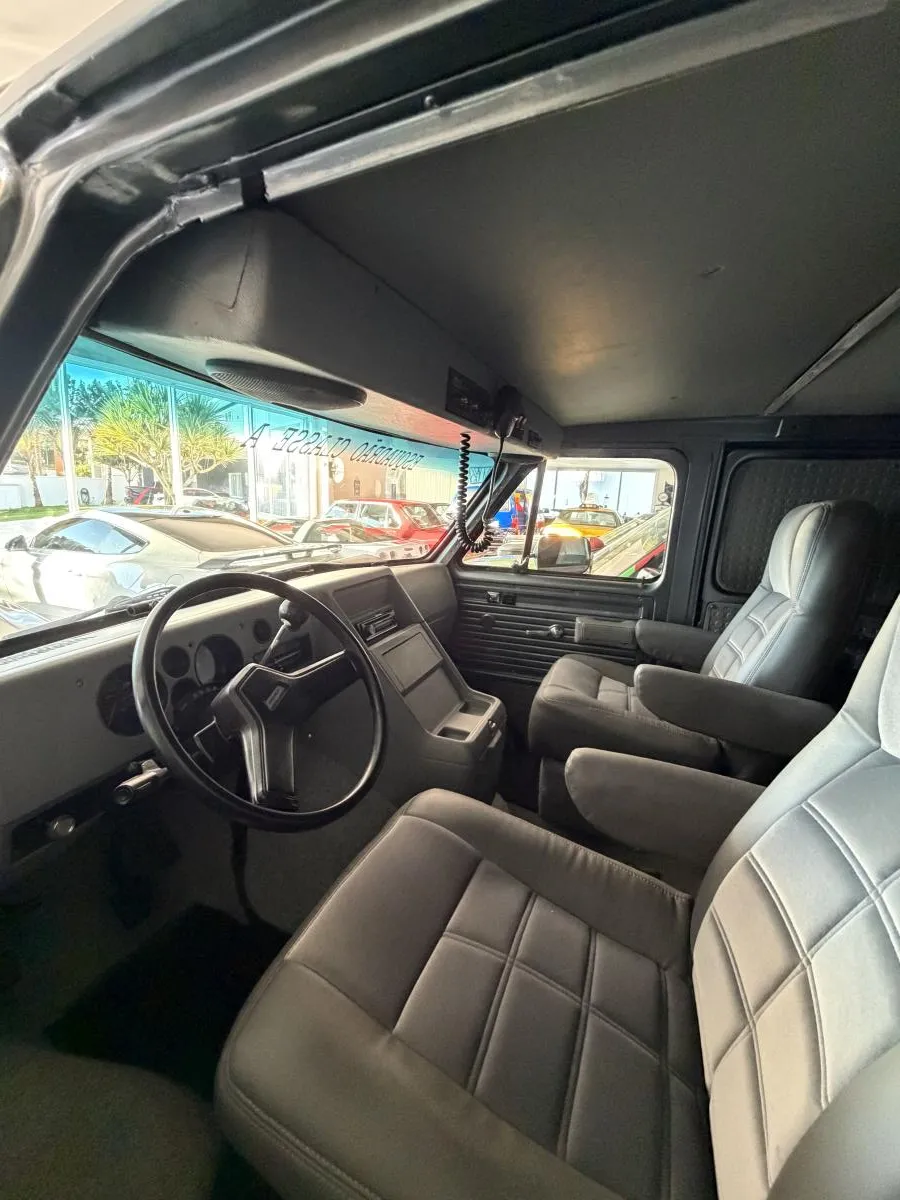avv-chevrolet-g20-van-furgo-venda-rq4vg6s-imagem-010