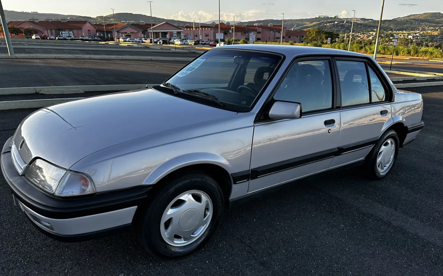 avv-chevrolet-monza-classic-se-venda-wpfygkn-imagem-007