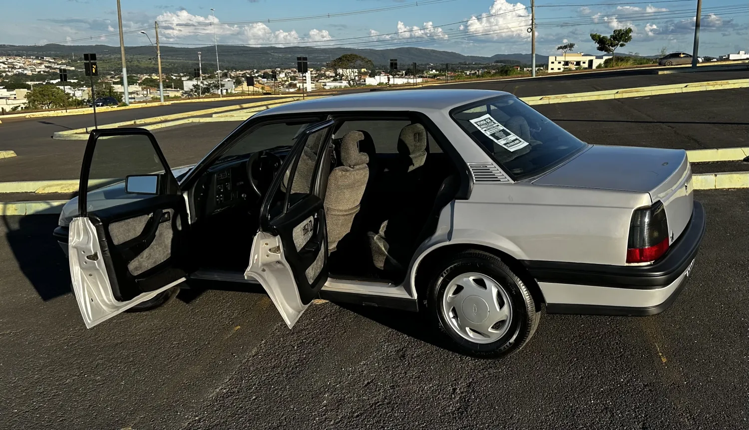 avv-chevrolet-monza-classic-se-venda-wpfygkn-imagem-025
