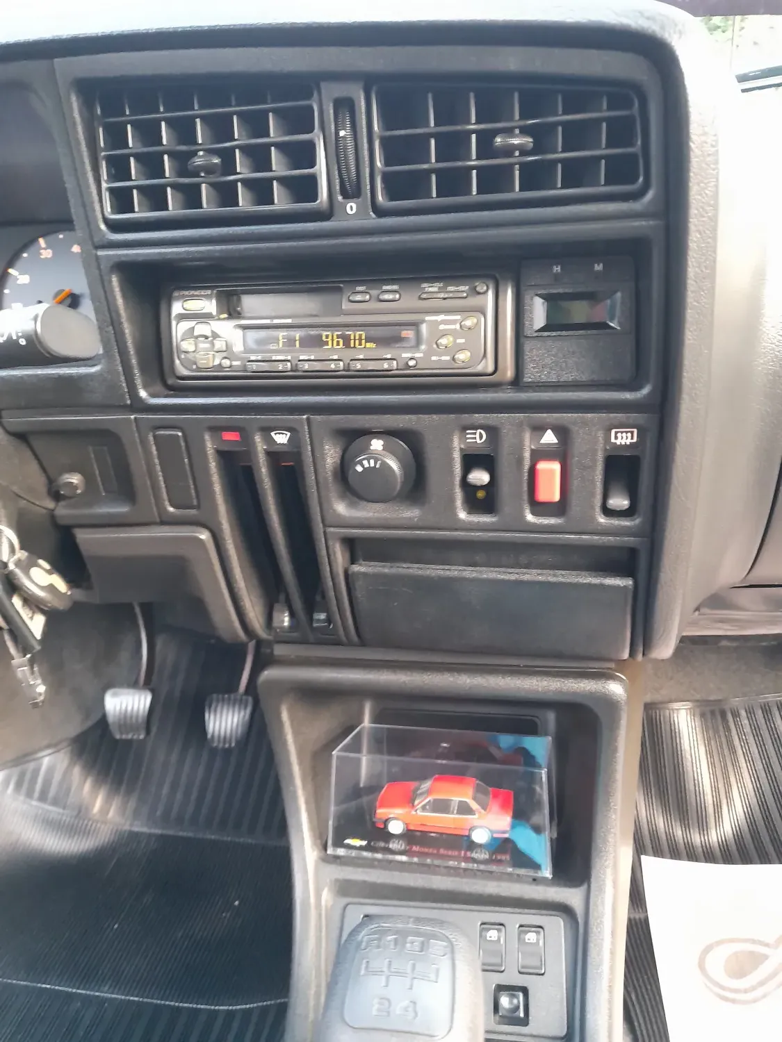 avv-chevrolet-monza-venda-fc154d3-imagem-023