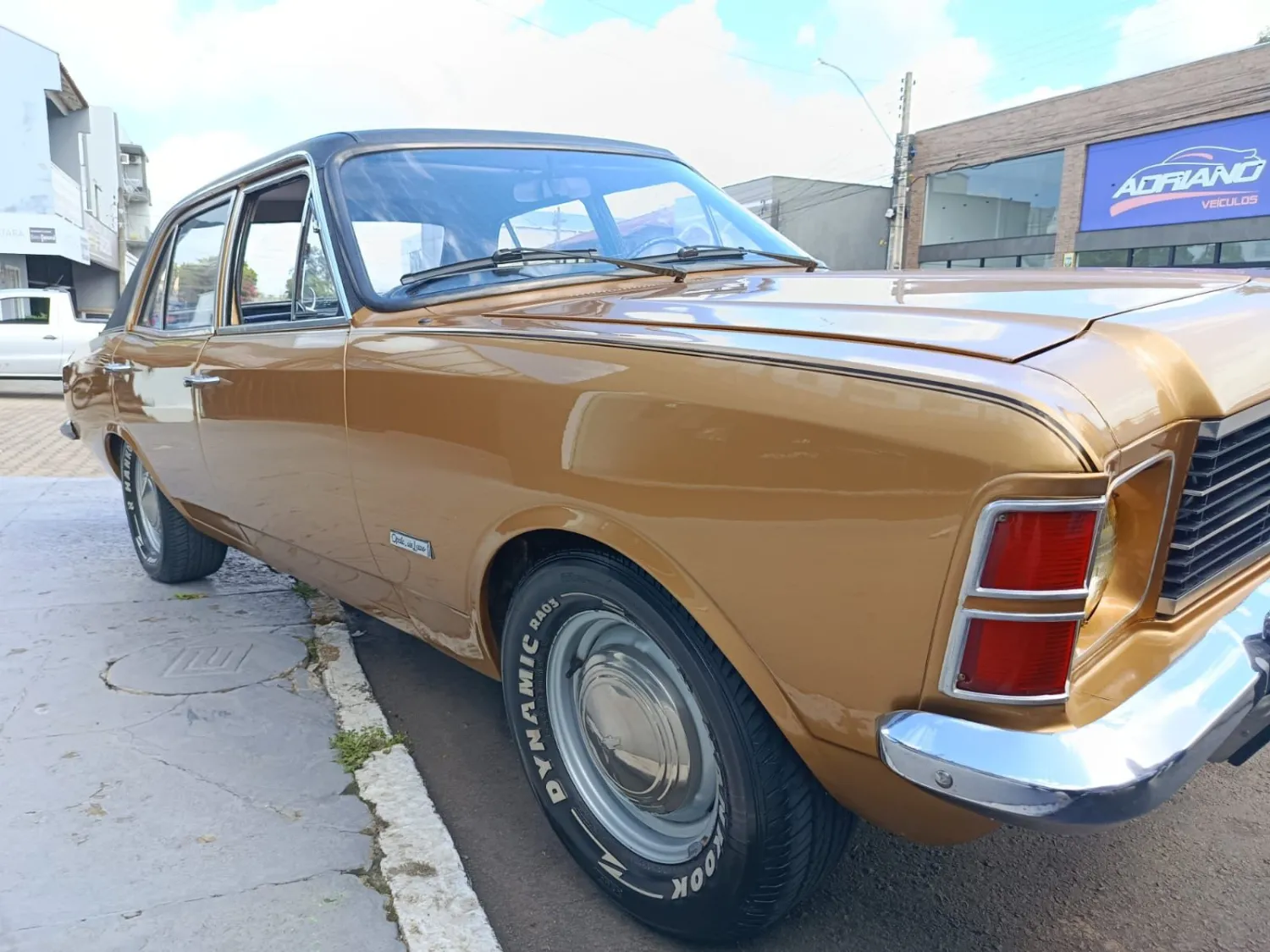 avv-chevrolet-opala-luxo-venda-xsuovak-imagem-005