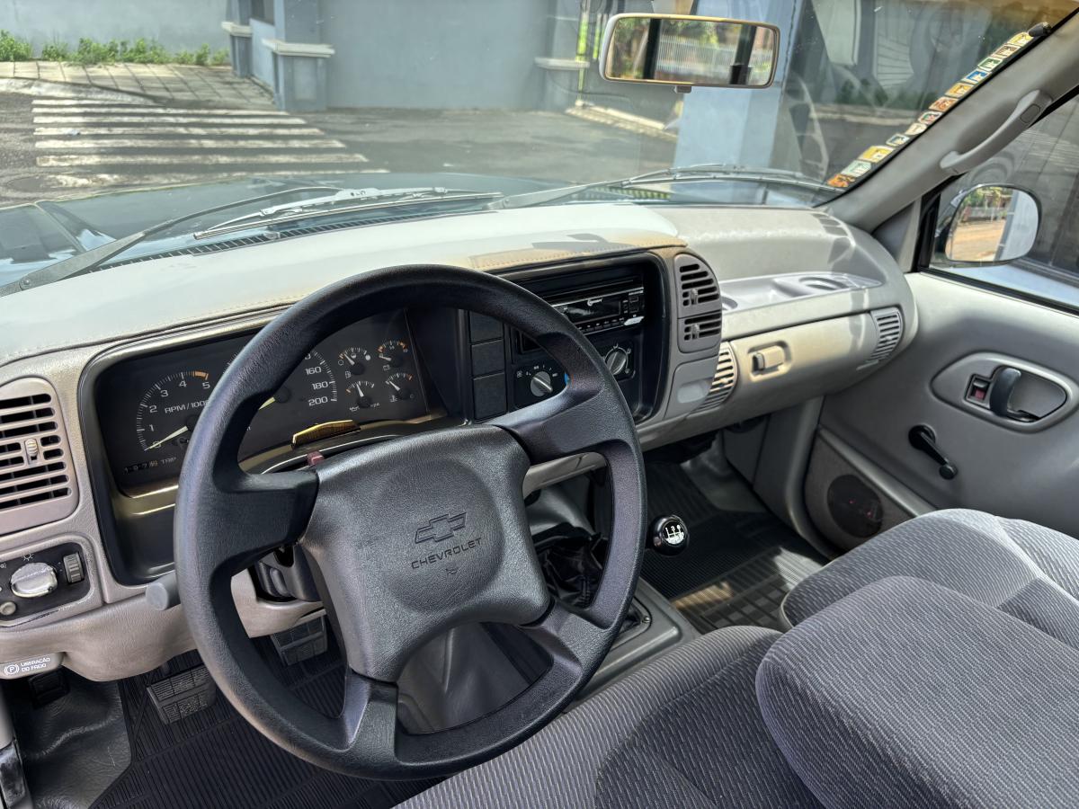 avv-chevrolet-silverado-t-venda-y981yj2-imagem-010