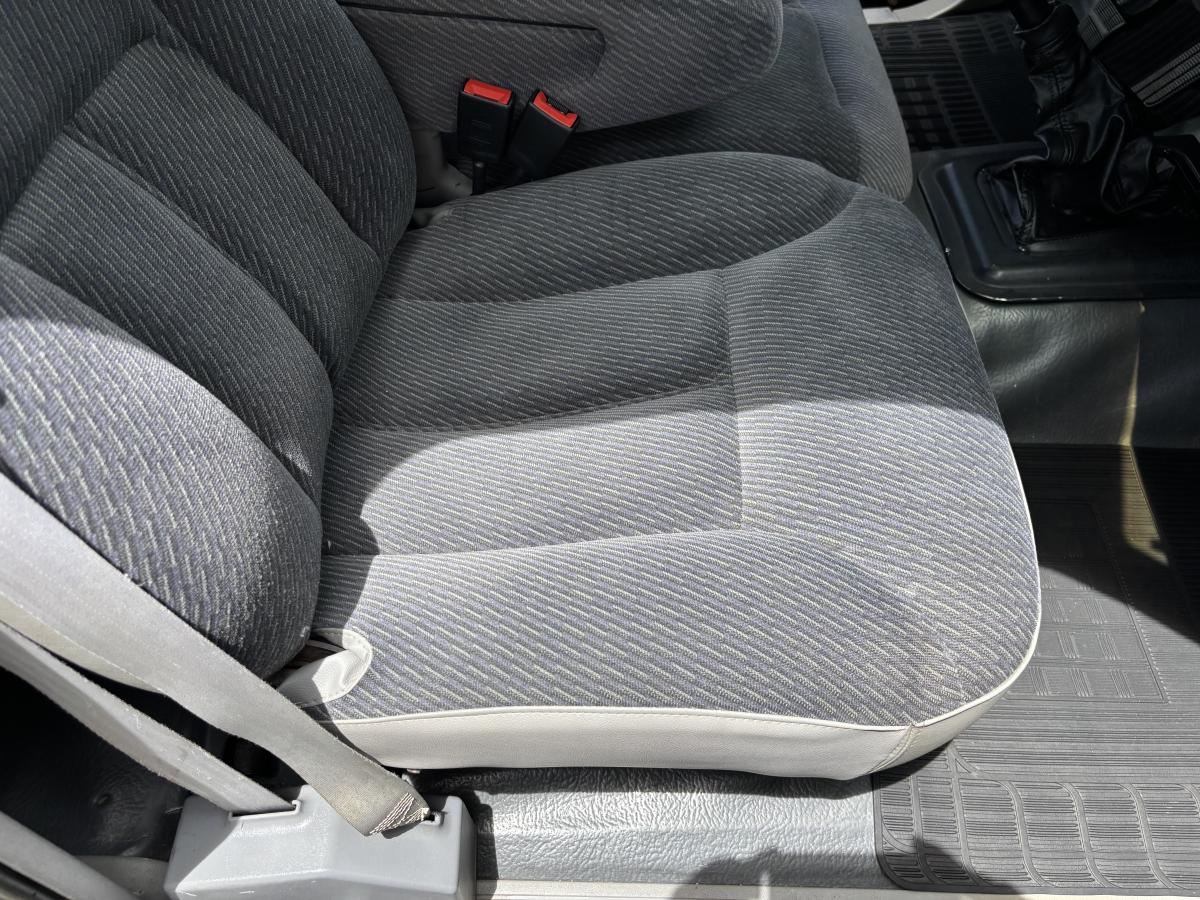 avv-chevrolet-silverado-t-venda-y981yj2-imagem-011