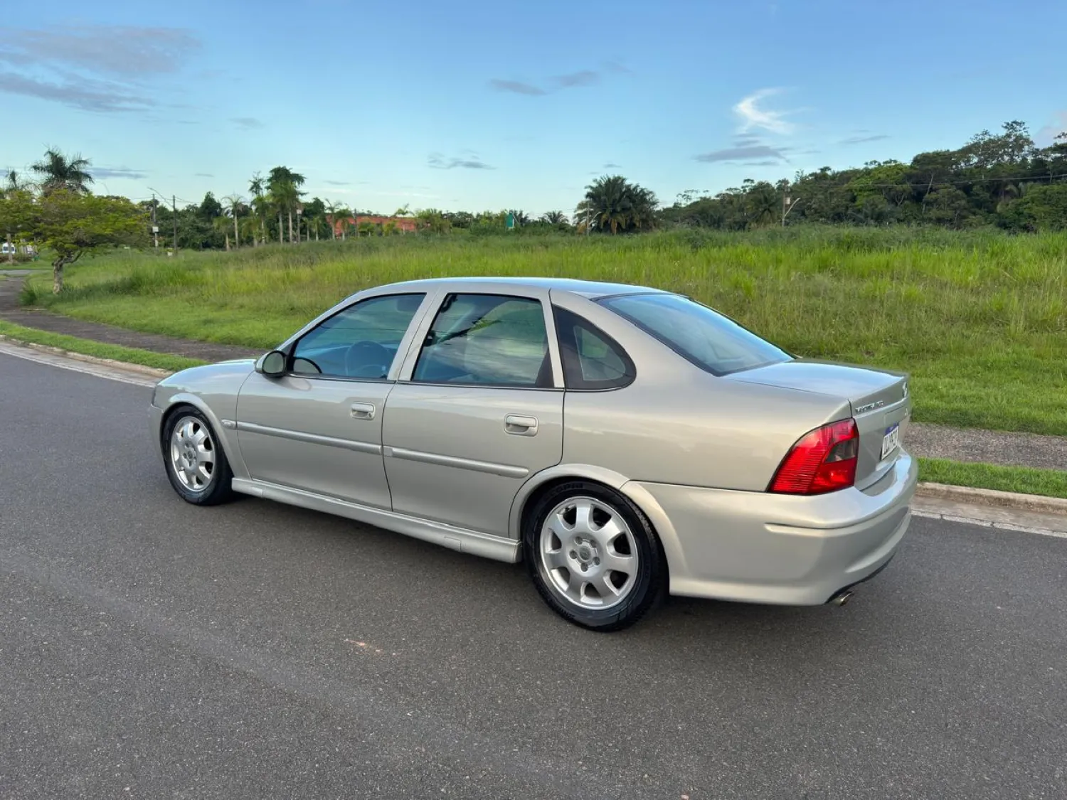 avv-chevrolet-vectra-cd-venda-ir1zkgo-imagem-003