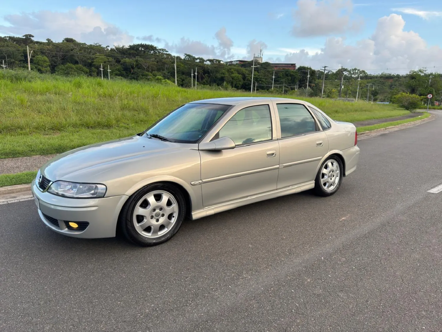 avv-chevrolet-vectra-cd-venda-ir1zkgo-imagem-008