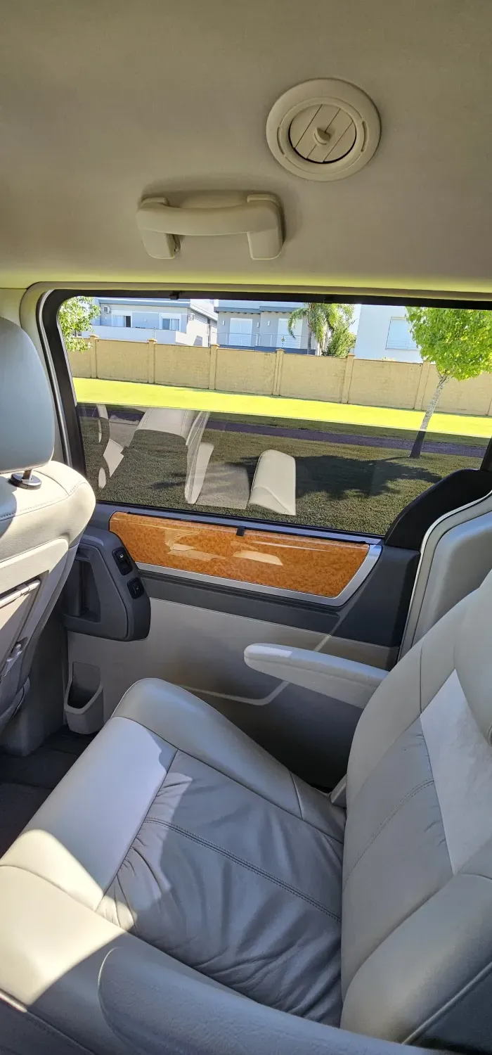 avv-chrysler-town-country-venda-7b25c75-imagem-016