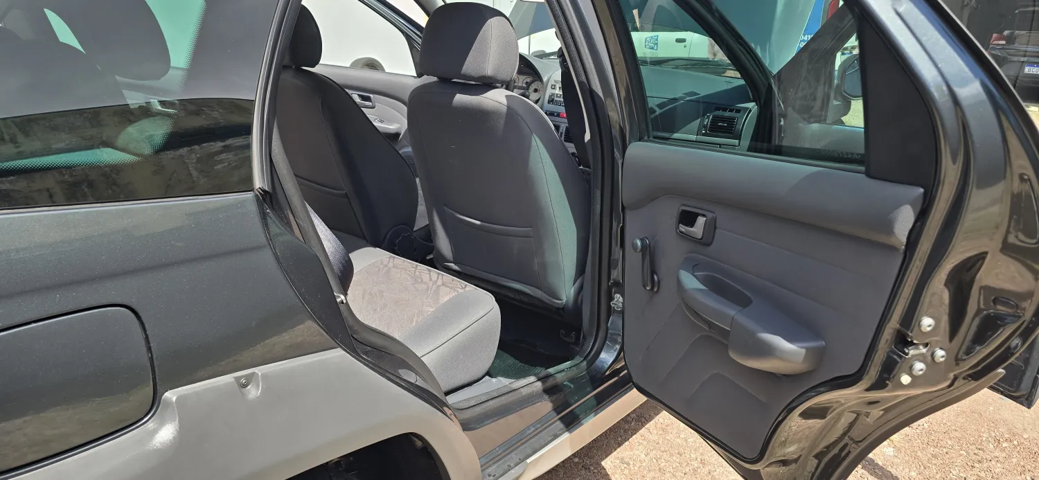 avv-fiat-palio-weekend-venda-218da60-imagem-016
