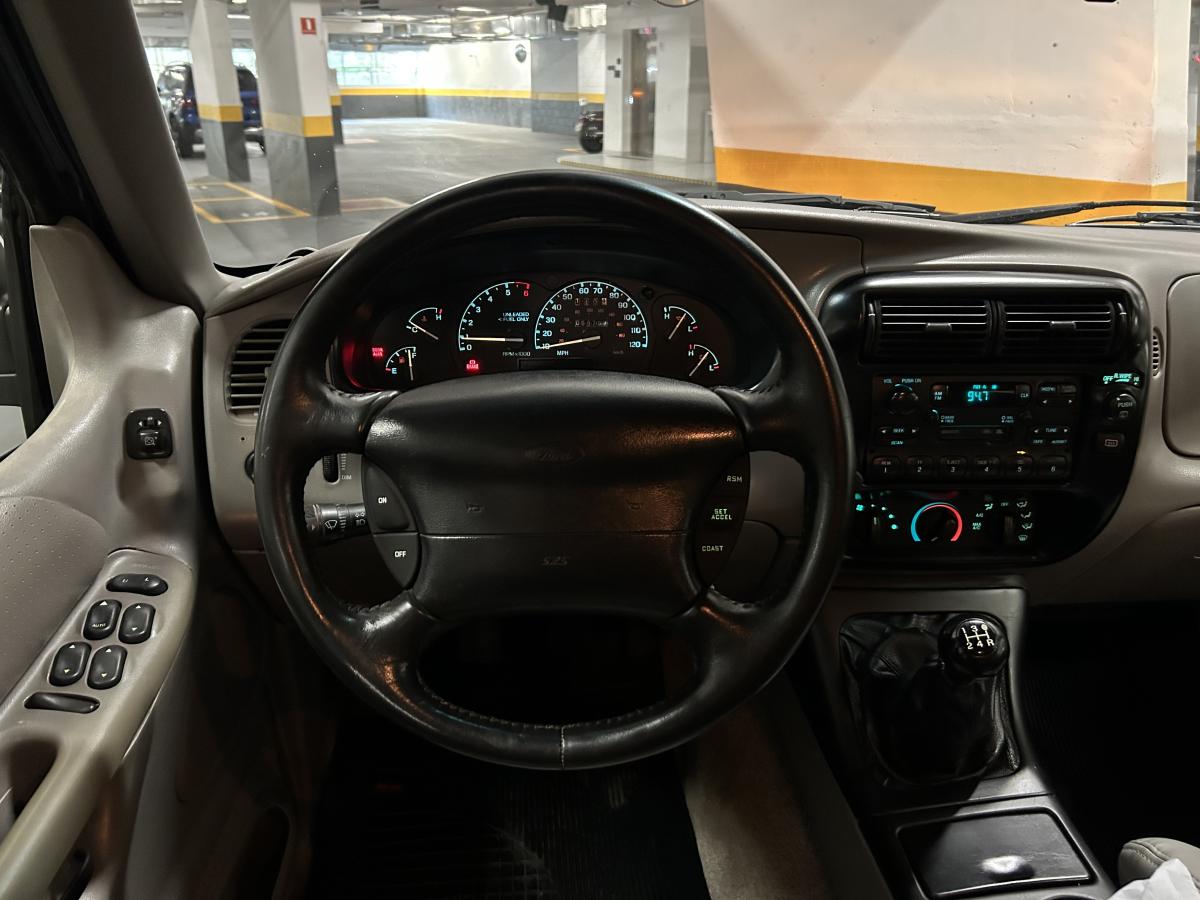 avv-ford-explorer-eddie-bauer-venda-8k7y947-imagem-017