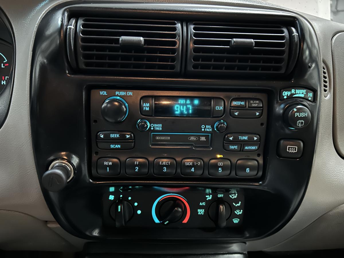 avv-ford-explorer-eddie-bauer-venda-8k7y947-imagem-023