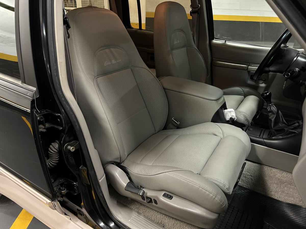 avv-ford-explorer-eddie-bauer-venda-8k7y947-imagem-025