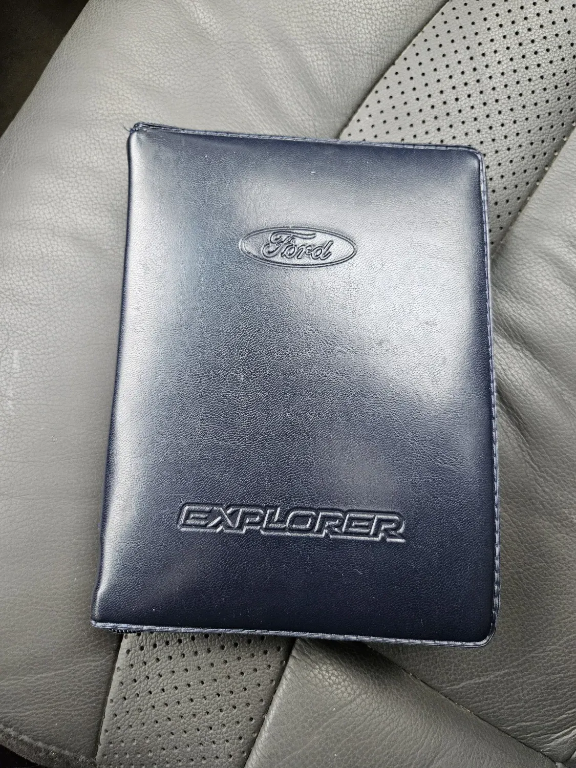 avv-ford-explorer-venda-271f0f9-imagem-018