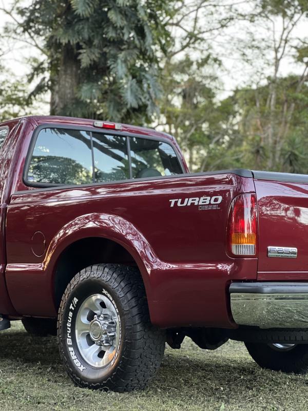 avv-ford-f250-xlt-venda-v9a9n6o-imagem-006