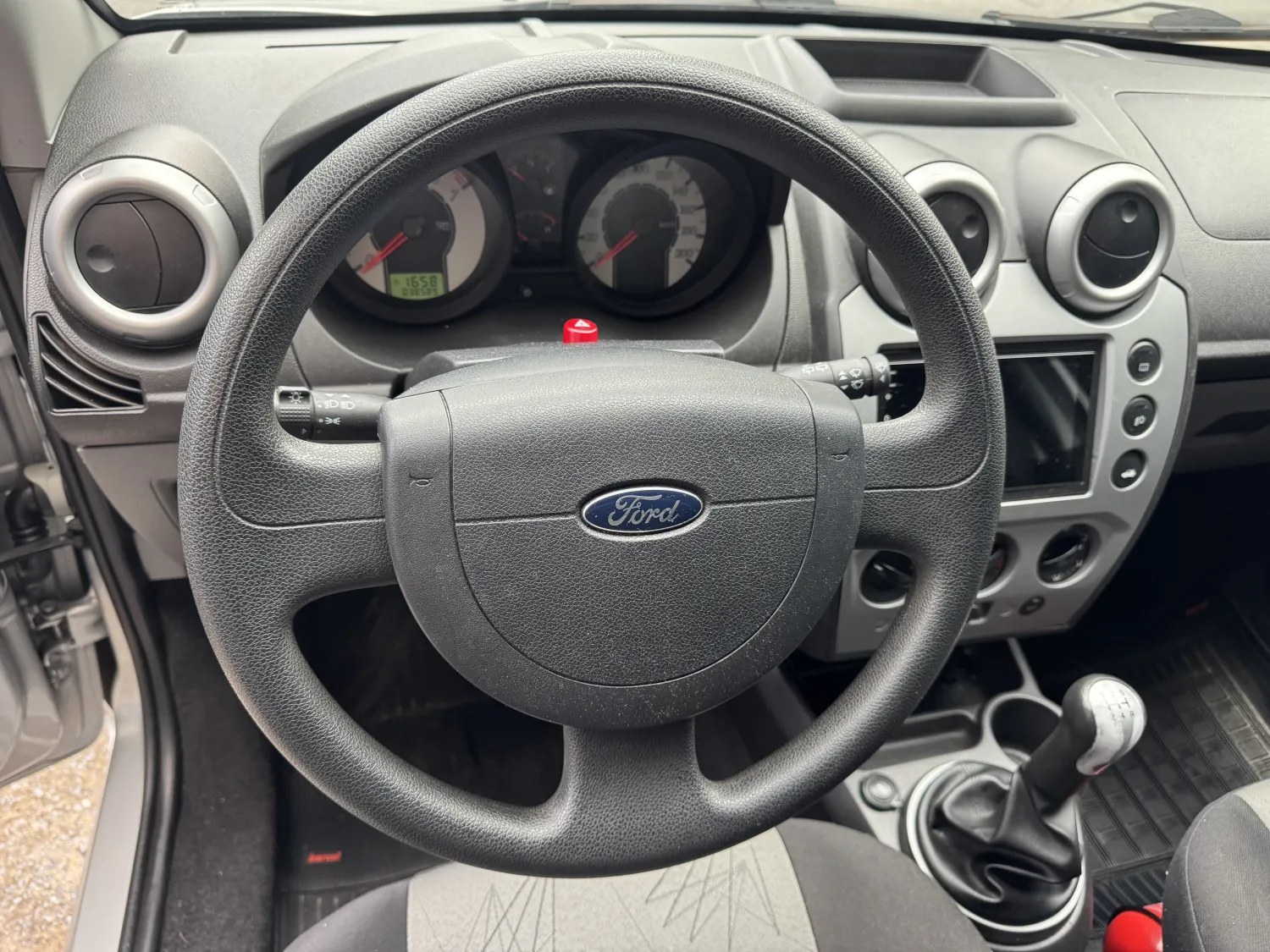 avv-ford-fiesta-venda-5f2ccd0-imagem-007