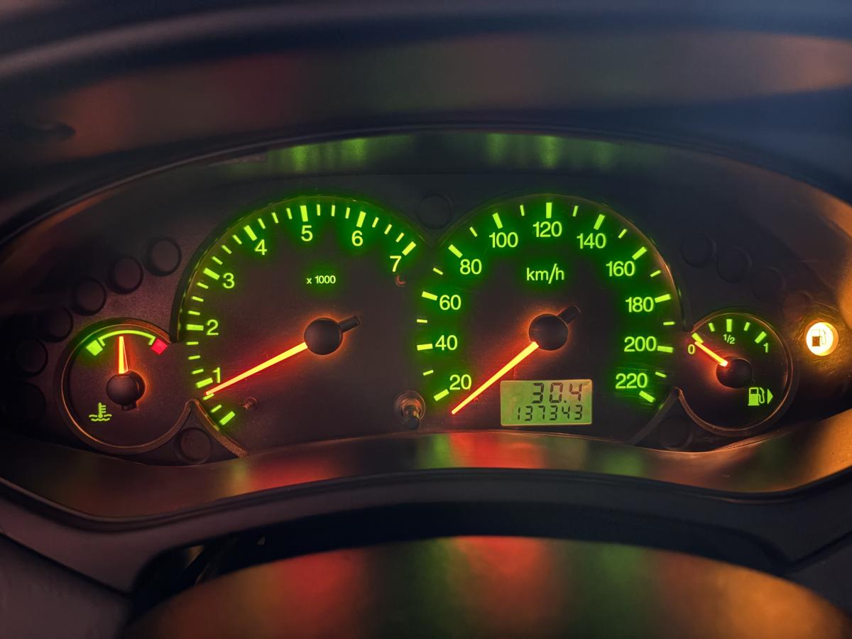 avv-ford-focus-glx-hatch-venda-ybe6vpw-imagem-008