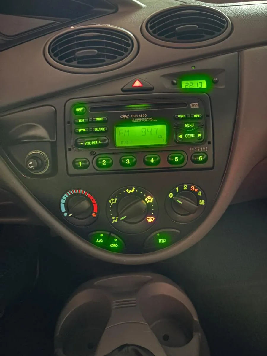 avv-ford-focus-glx-hatch-venda-ybe6vpw-imagem-019
