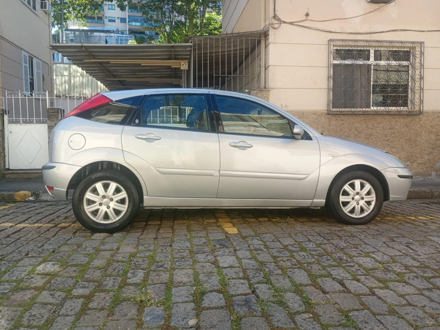 avv-ford-focus-venda-e0a1f25-imagem-001