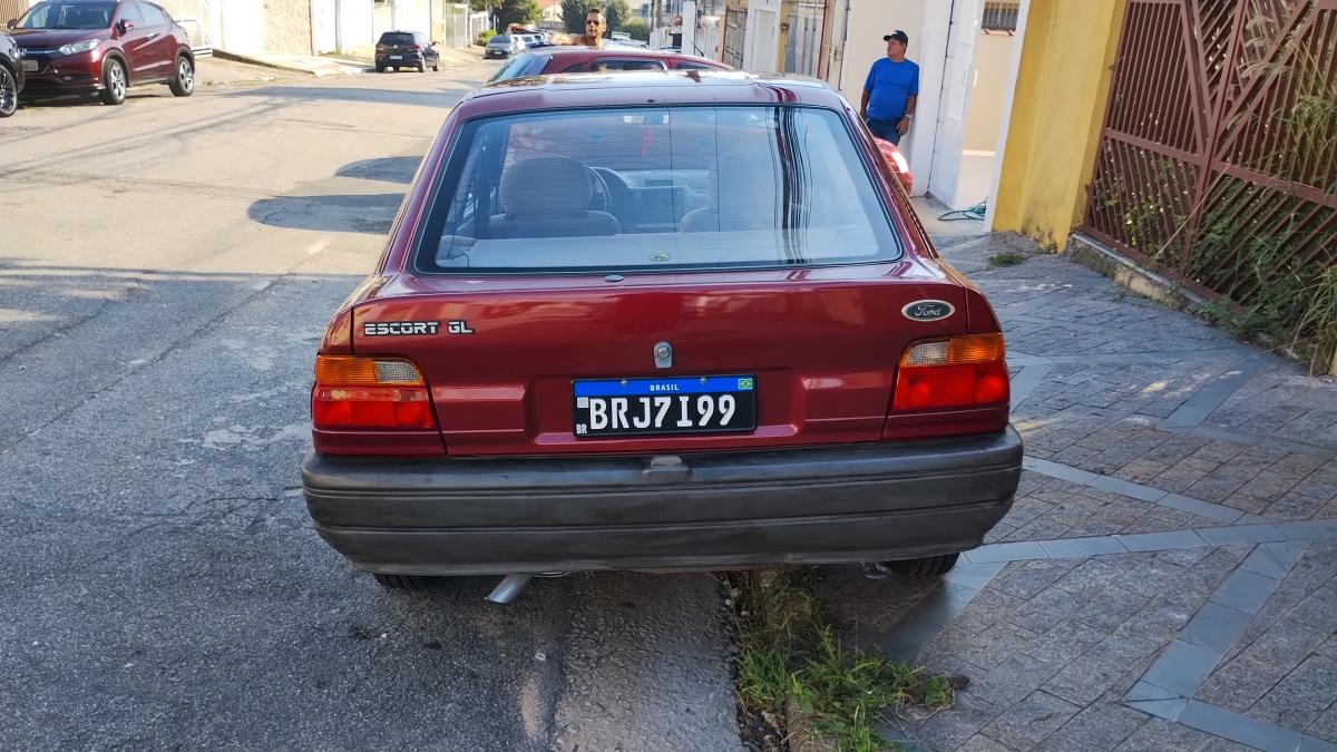 avv-ford-golf-gl-venda-49x535f-imagem-001