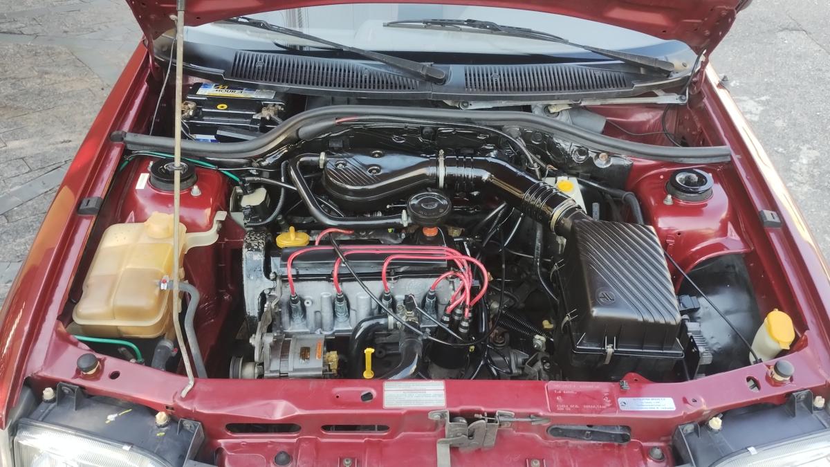avv-ford-golf-gl-venda-49x535f-imagem-009