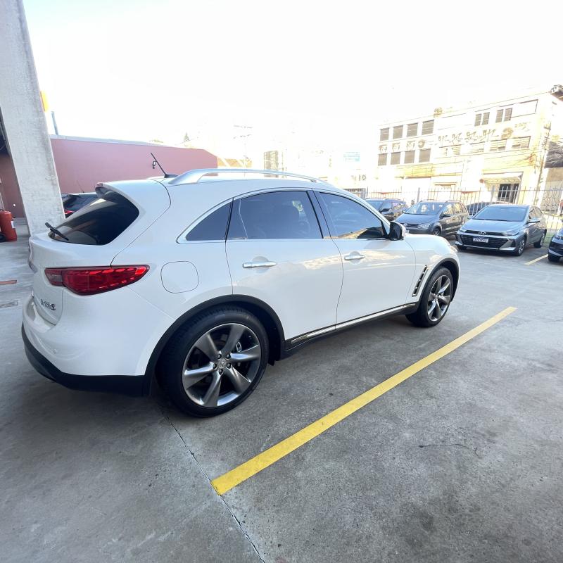 avv-infiniti-fx35-fx-505-0-v8-390-venda-8wkgck8-imagem-002