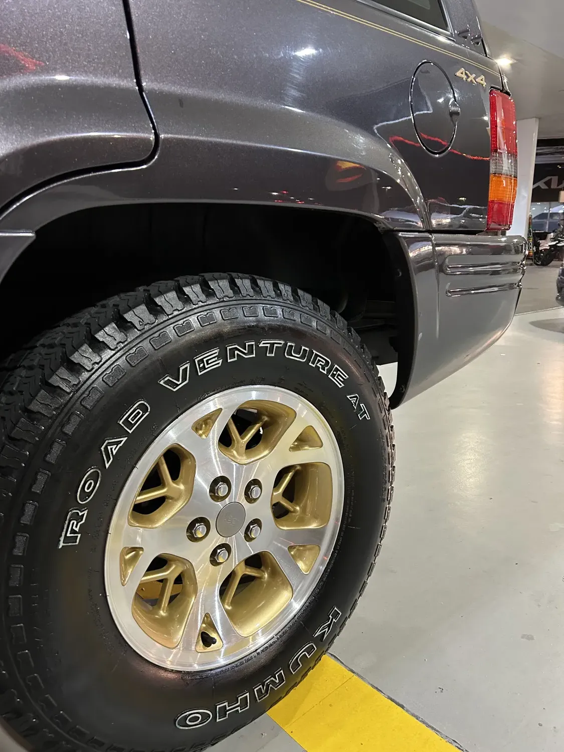 avv-jeep-grand-cherokee-venda-bbfeef4-imagem-004