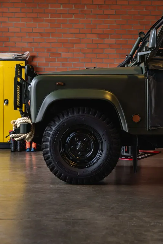 avv-land-rover-defender-venda-7b0351c-imagem-010