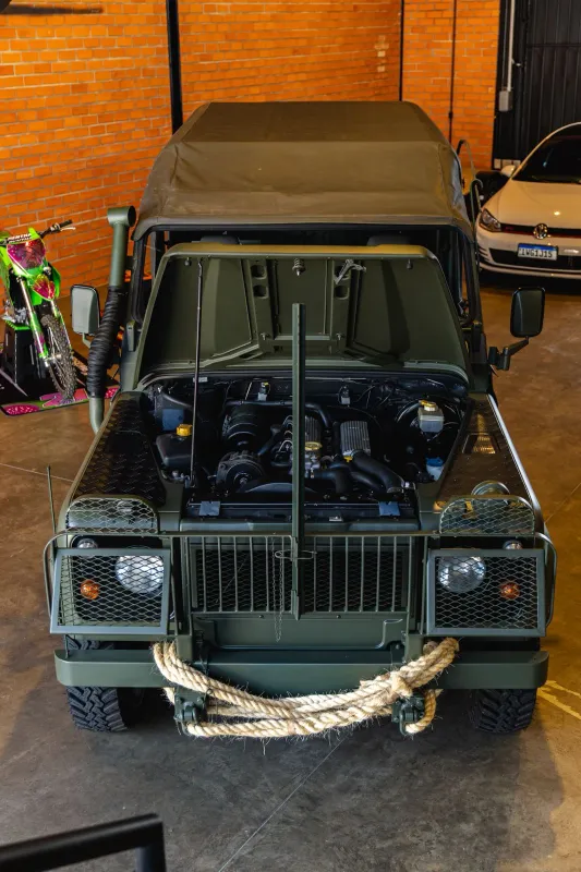 avv-land-rover-defender-venda-7b0351c-imagem-012