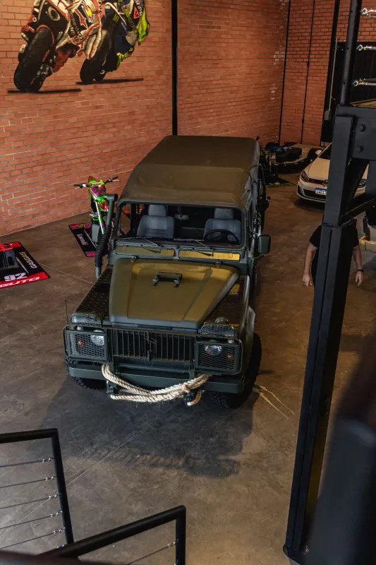 avv-land-rover-defender-venda-7b0351c-imagem-015