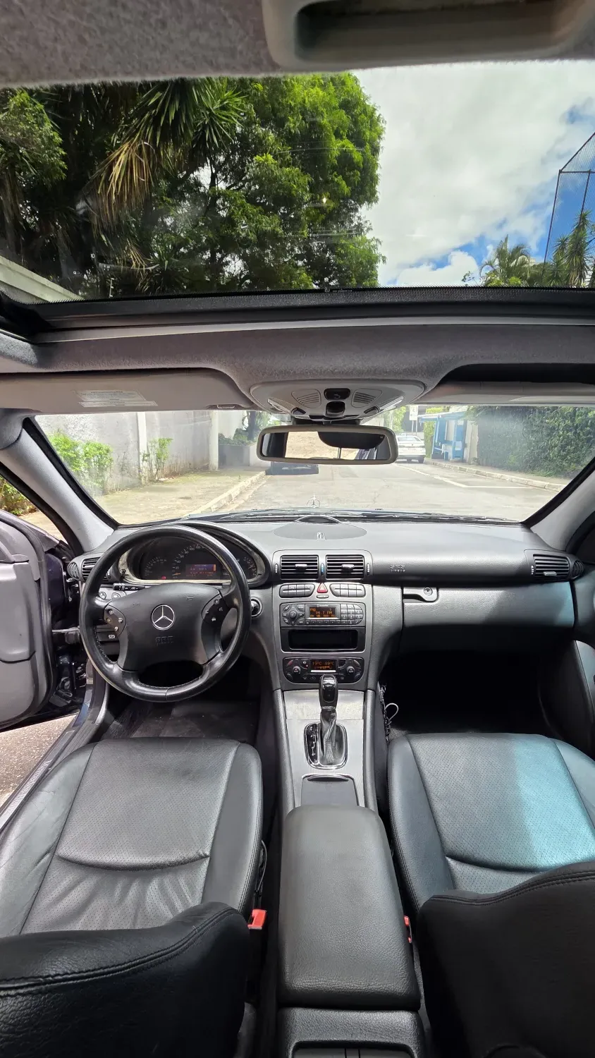 avv-mercedes-benz-c320-venda-b0091b0-imagem-007