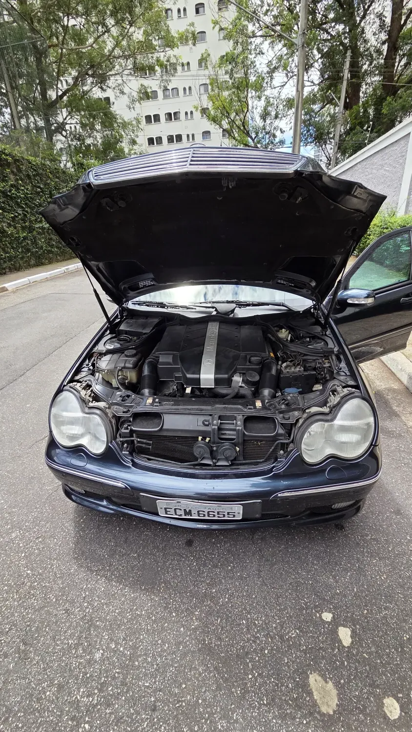avv-mercedes-benz-c320-venda-b0091b0-imagem-008