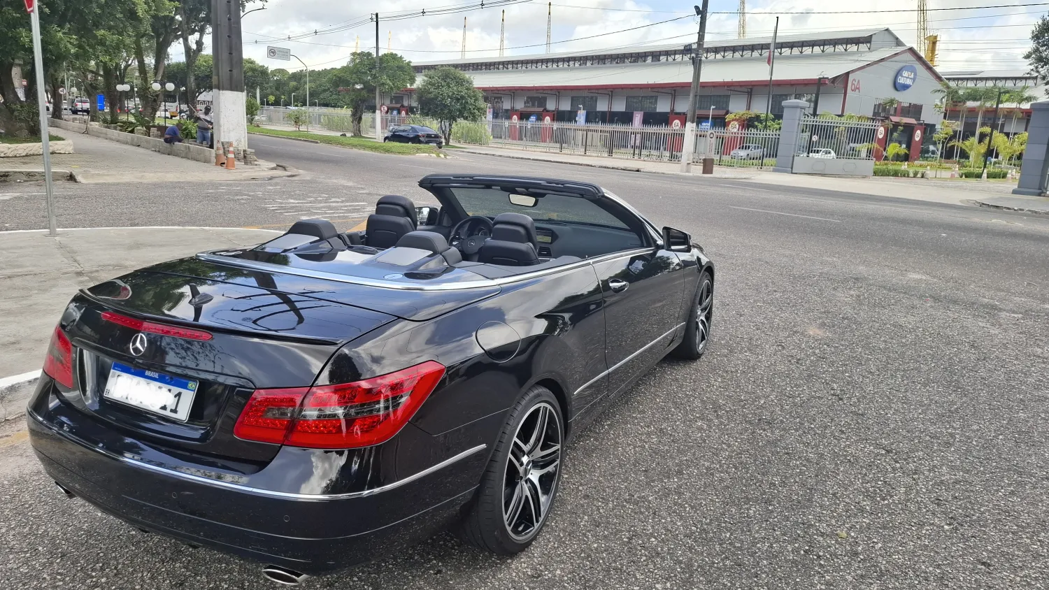 avv-mercedes-benz-e350-venda-5c35fba-imagem-003