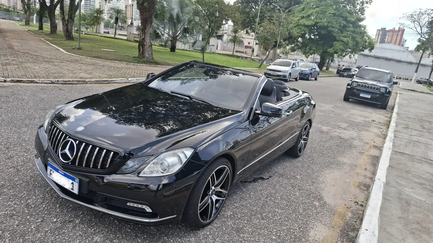 avv-mercedes-benz-e350-venda-5c35fba-imagem-015