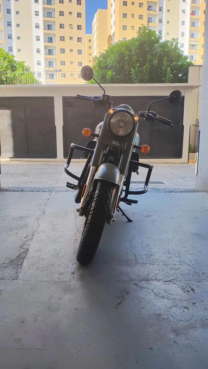 avv-royal-enfield-classic-350-classic-venda-70mss0p-imagem-001
