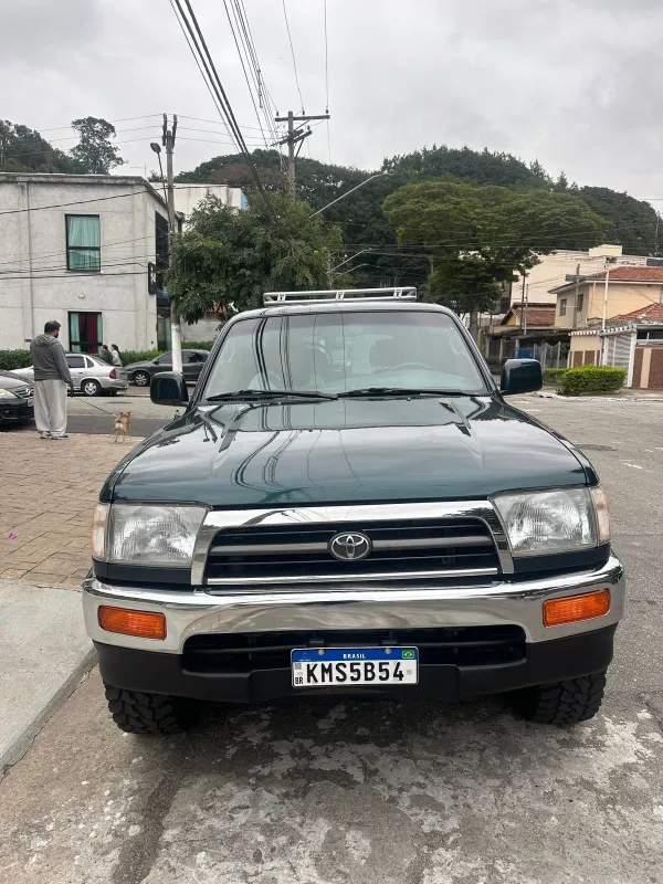 avv-toyota-hilux-sw4-3-0-turbo-diesel-venda-jwj8g5s-imagem-010