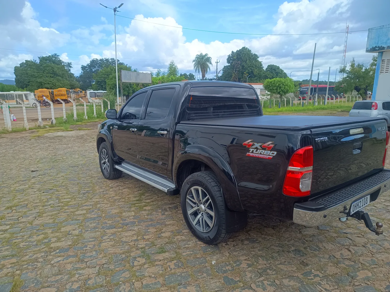 avv-toyota-hilux-venda-825ed39-imagem-002