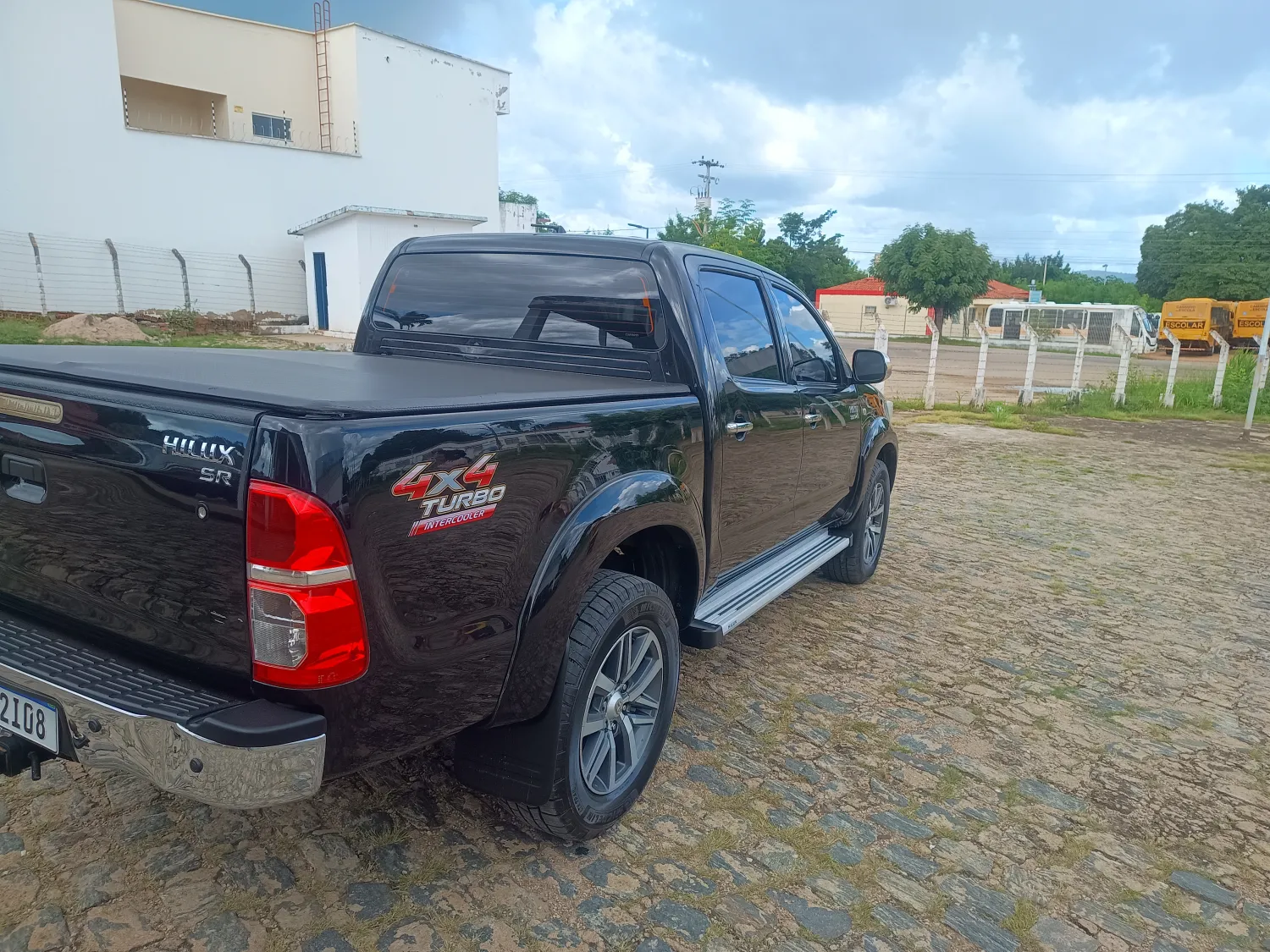 avv-toyota-hilux-venda-825ed39-imagem-003