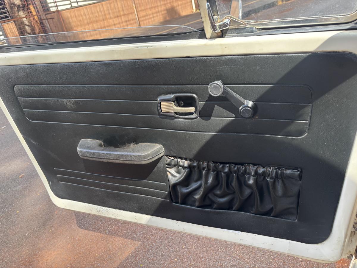 avv-volkswagen-braslia-standard-venda-7817d71-imagem-015