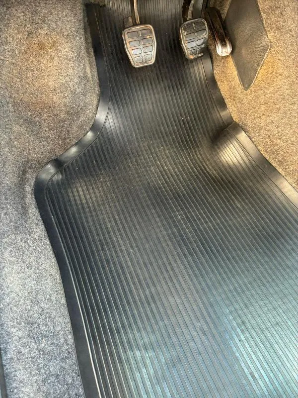avv-volkswagen-gol-1000-venda-9fcmufd-imagem-009