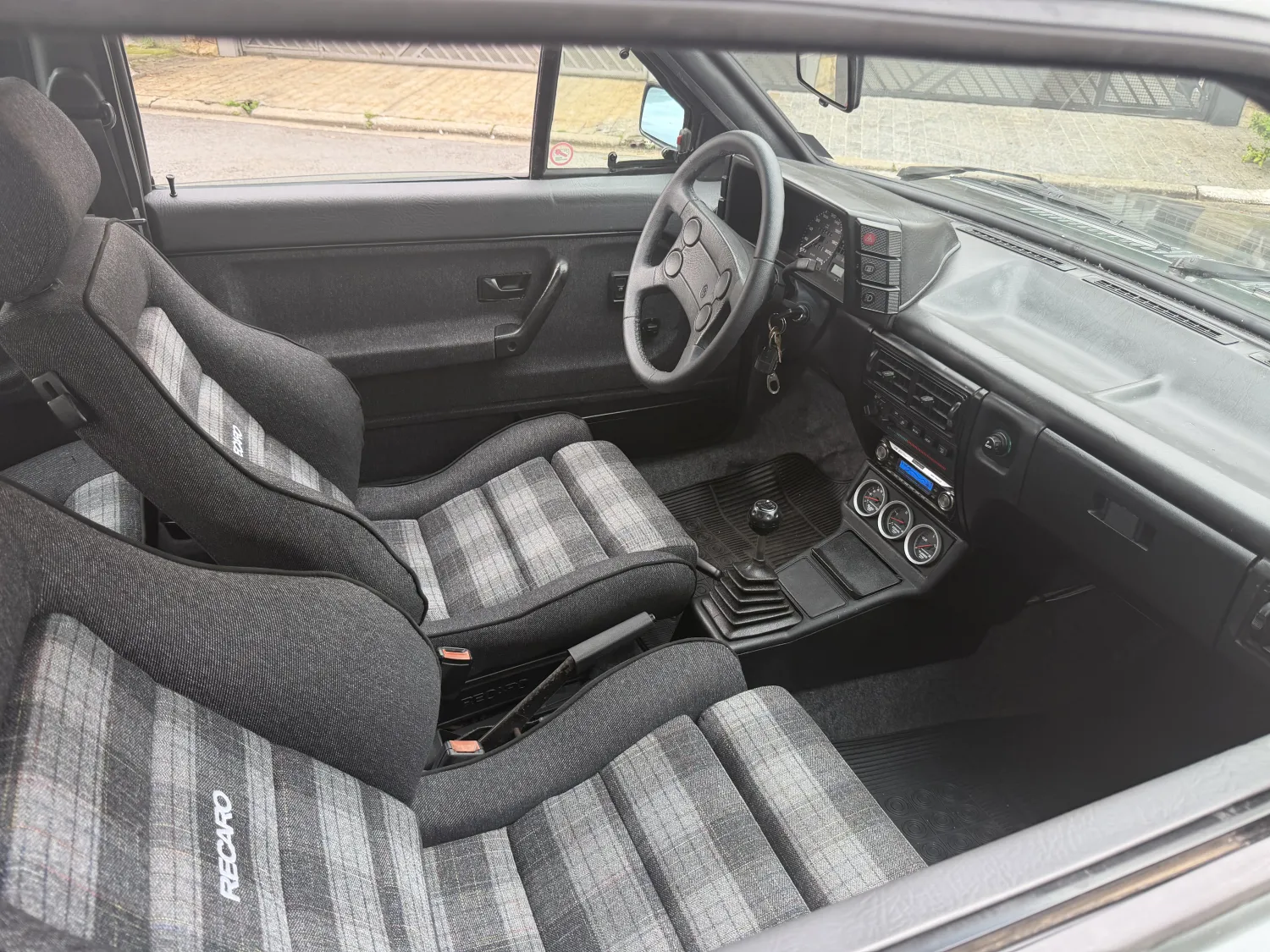 avv-volkswagen-gol-venda-408b3df-imagem-008