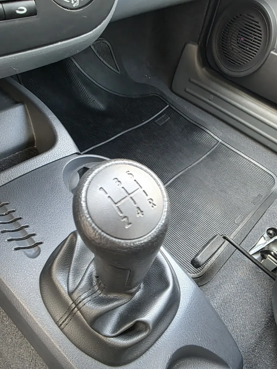 avv-volkswagen-gol-venda-b666a3e-imagem-012
