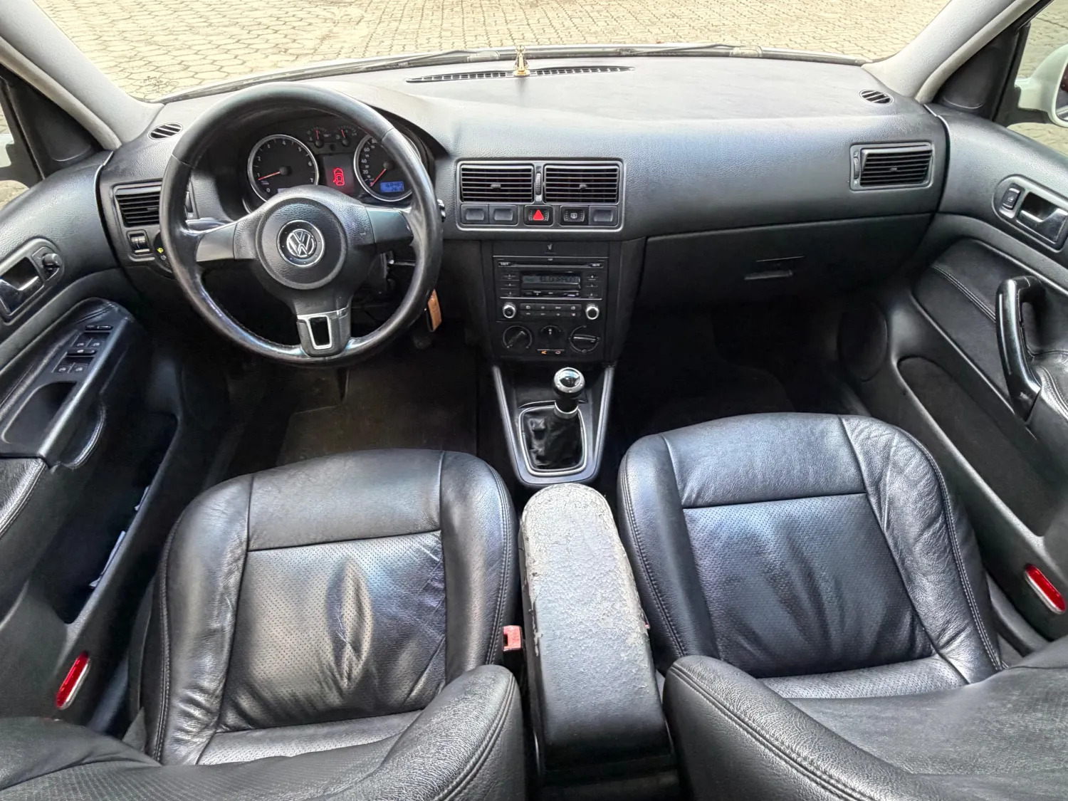 avv-volkswagen-golf-venda-12e851d-imagem-005