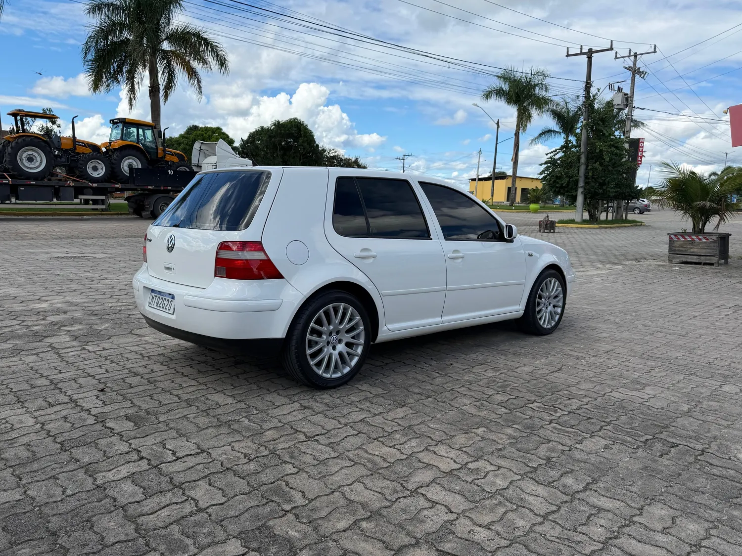 avv-volkswagen-golf-venda-12e851d-imagem-008