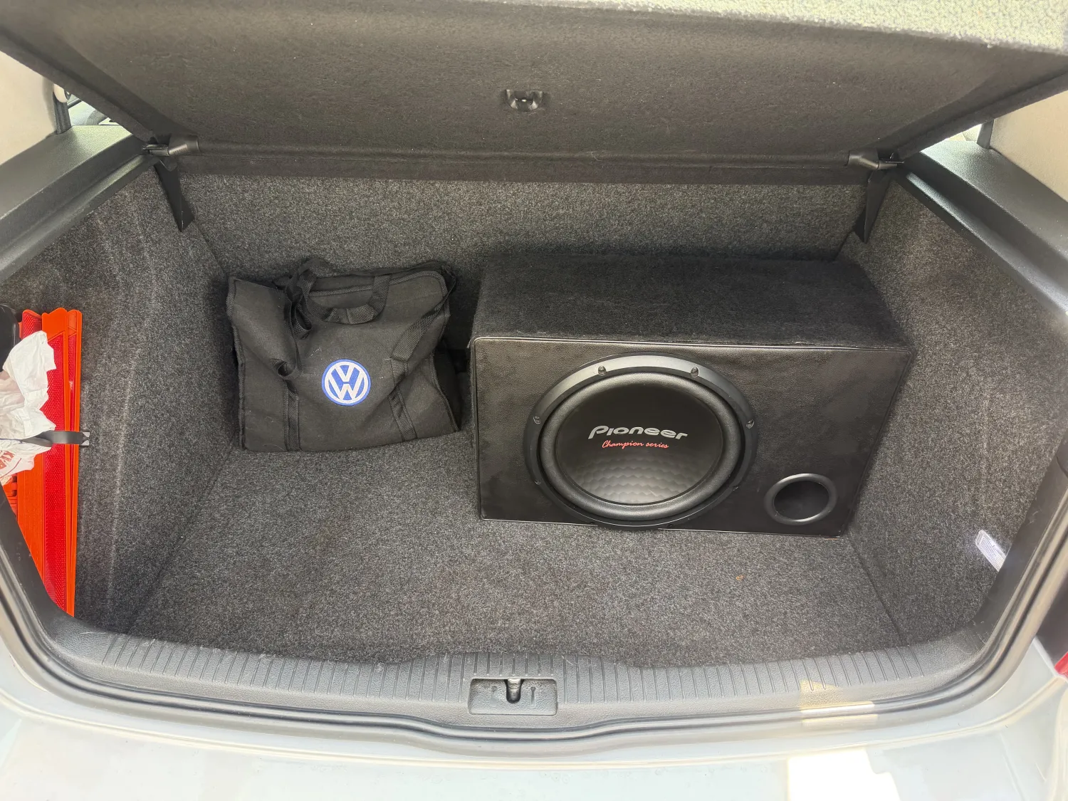 avv-volkswagen-golf-venda-4eb9a09-imagem-003